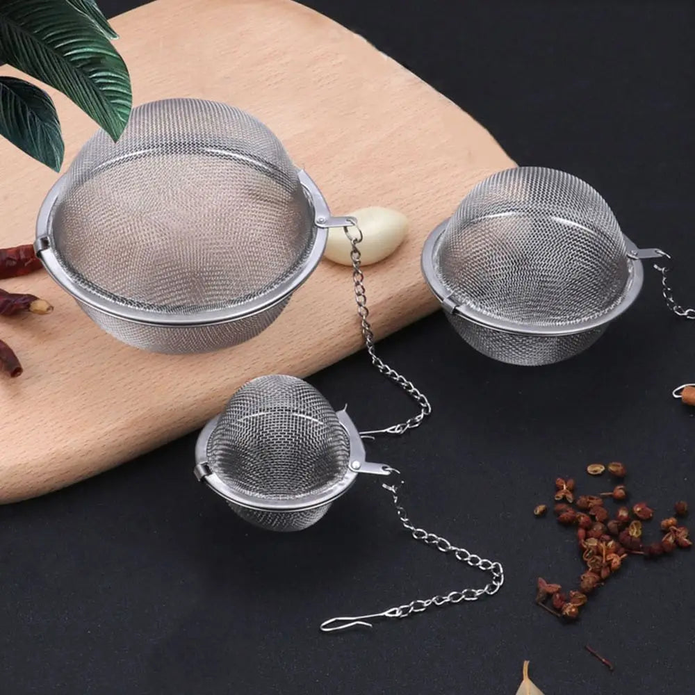 Stainless Steel Cooking Spices Infuser Fine Mesh Loose Tea Herbal Strainer Filter with Extended Chain Kitchen Seasoning Balls