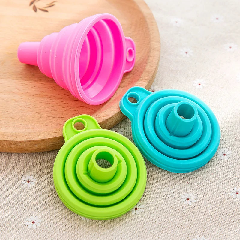 Kitchen Funnel Set 2 Pack, Kitchen Gadgets Foldable Silicone Funnels for Filling Water Bottle Liquid Transfer Food Grade